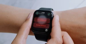 How to Block Someone on your Apple Watch