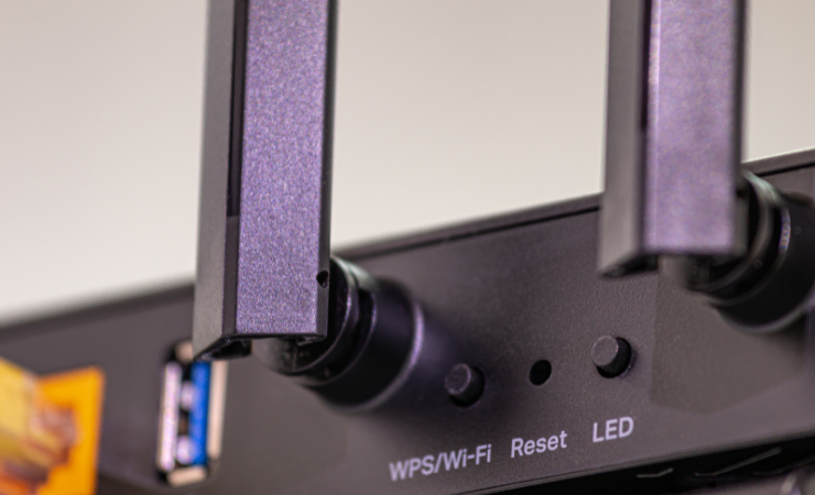 How to Use the WPS Button on Your NETGEAR Router - TechEmpty